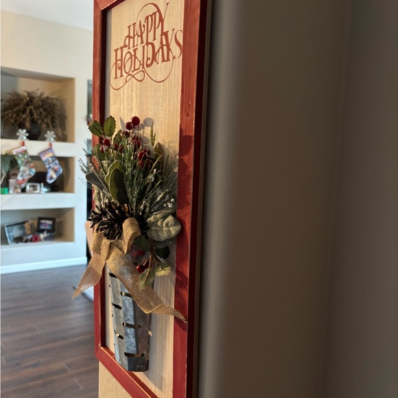 Festive Red and Green Holiday Decor with Evergreen Foliage - Picture 5 of 5